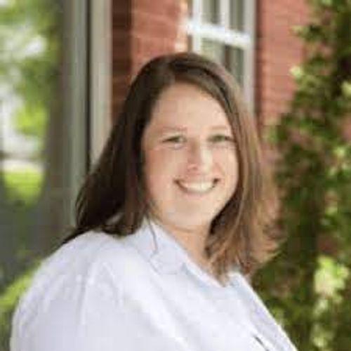 Amber Lowe